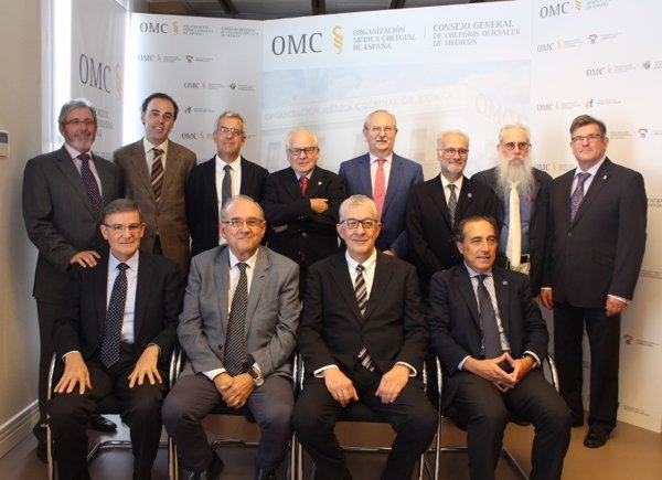 Los nuevos miembros de la Comisión Central de Deontología de la OMC toman posesión de sus cargos