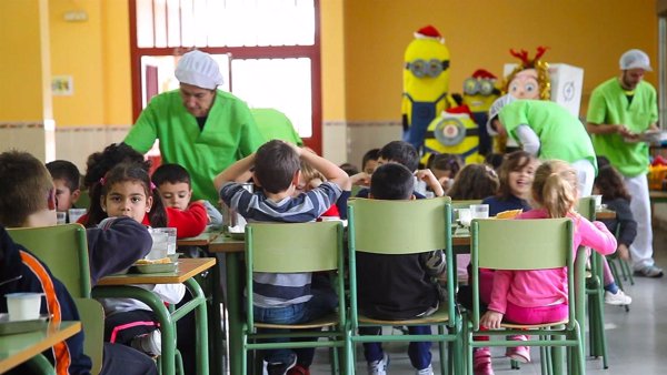 Entre el 70 y 80% de los comedores escolares ofrecen ya menús saludables, clave contra la obesidad infantil