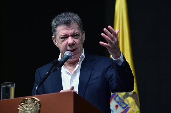 Santos urge al Congreso a dar salida a la justicia transicional para que funcione 
