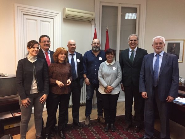 Madrid- Sindicatos de Sanidad desconvocan las jornadas de huelga en diciembre tras el acuerdo sobre carrera profesional