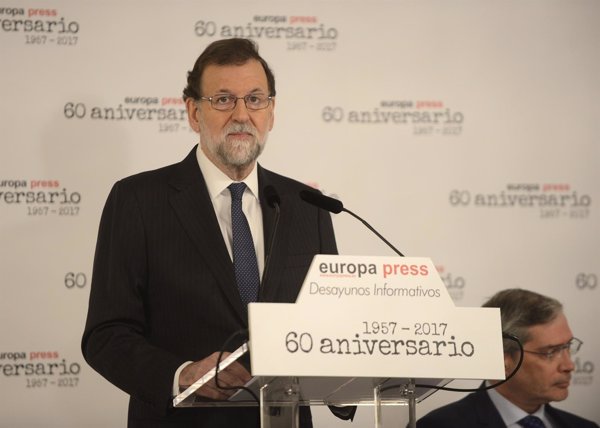 Rajoy avisa a Cs que sin el PP es 