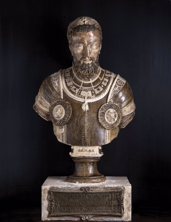 Un busto de Carlos V en mármol, a subasta en España por 400.000 euros