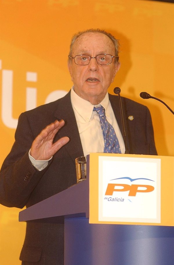 El PP recuerda que se cumplen seis años de la muerte de Fraga, fundador del partido y político 