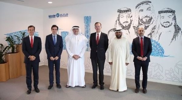 Cepsa se alía con Masdar para desarrollar proyectos de renovables a nivel internacional