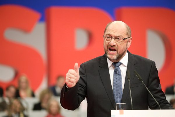 El SPD celebra una votación crucial sobre su incorporación a las negociaciones de gobierno con Merkel