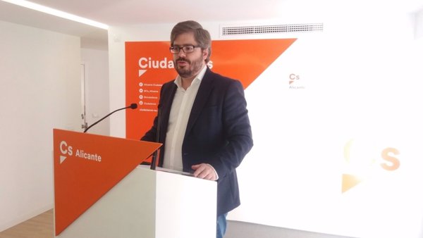 Hervías (Cs) dice que las elecciones catalanas ejemplifican que se puede 