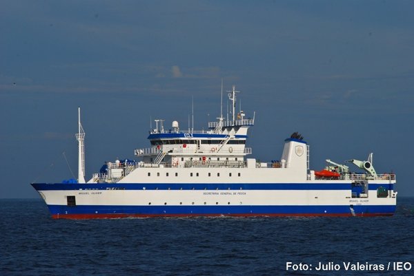 El buque Miguel Oliver evaluará los recursos pesqueros en el Golfo de Cádiz