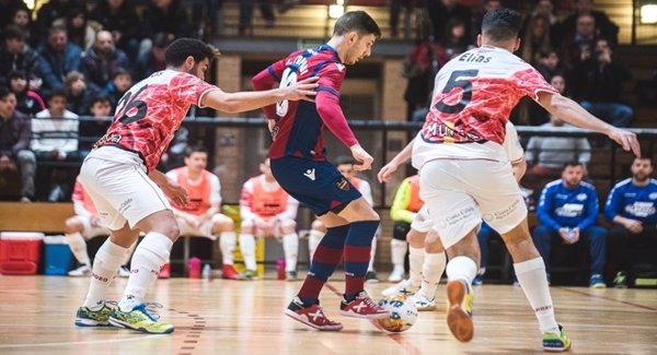 (Crónica) ElPozo Murcia da vida al Barça tras dejarse dos puntos ante el Levante