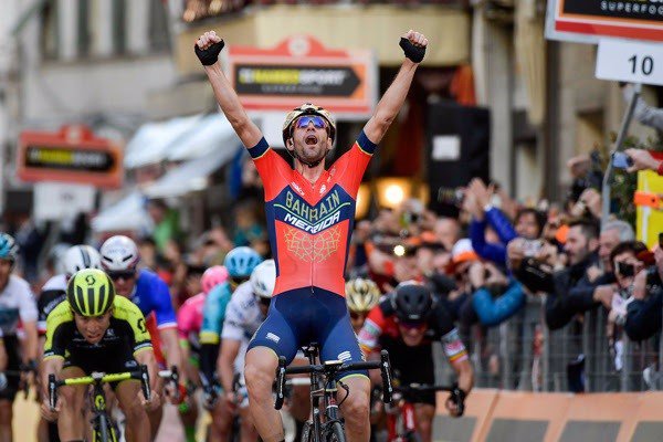 Nibali se exhibe en la Milán-San Remo y conquista su segundo 'Monumento'