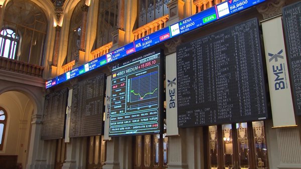 El Ibex cierra con una subida del 0,21%, por debajo de los 9.800 puntos