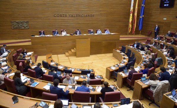 La ley valenciana de muerte digna sigue su trámite pese a las críticas del PP que ve 