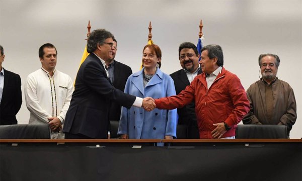 Chile se ofrece como sede de las conversaciones entre Colombia y el ELN tras la negativa de Ecuador