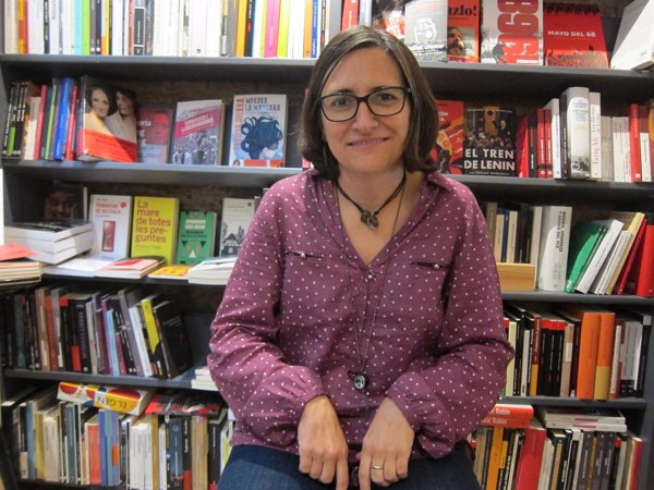 Muriel Villanueva da voz a la superación del cáncer infantil en la novela 'Rut Sense Hac'