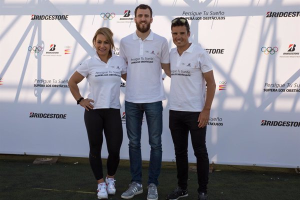 Sergio Rodríguez, Gómez Noya y Lidia Valentín retan a 300 personas en 'Reto Bridgestone: Supera los obstáculos'