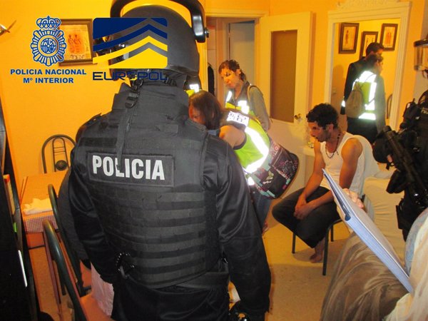 Detenidas 28 personas y desarticuladas dos organizaciones dedicadas al tráfico de menores marroquíes en España