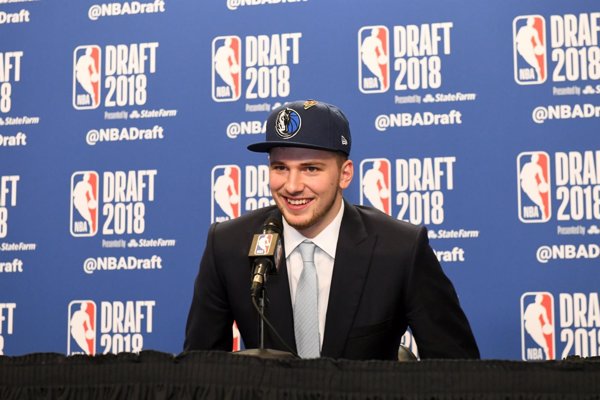 Doncic sale elegido el 3 del 'Draft' y jugará con Dallas Mavericks