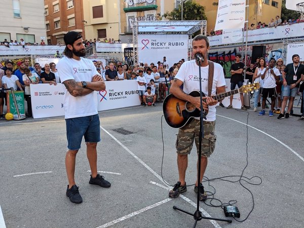 Ricky Rubio presenta su fundación contra el cáncer de pulmón