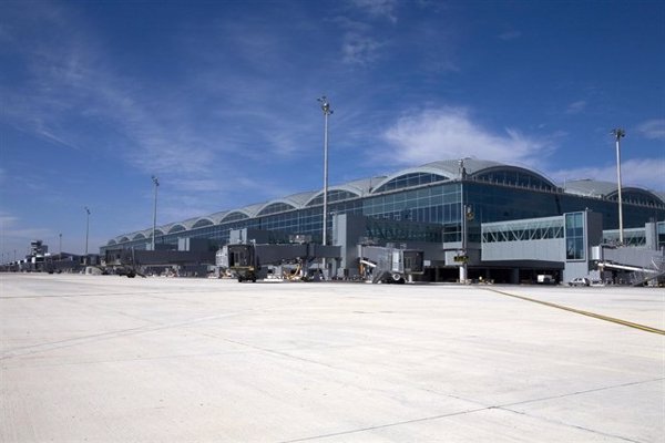 El Consejo de Ministros acuerda la expropiación de terrenos para duplicar el acceso al aeropuerto de Alicante