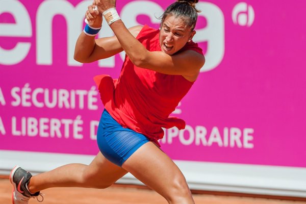 Sara Sorribes cae en los cuartos de final del torneo de Gstaad ante la luxemburguesa Minella
