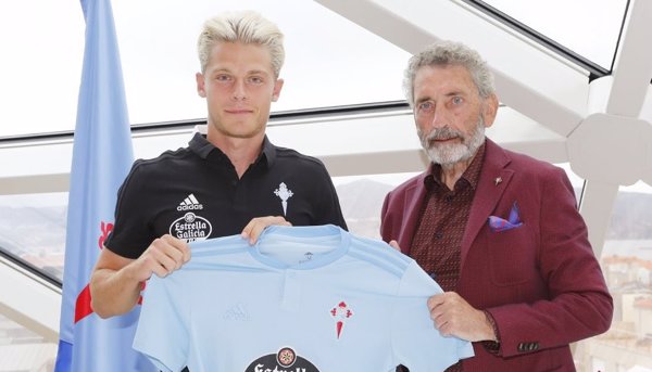 El Celta refuerza su centro del campo con el danés Mathias Jensen