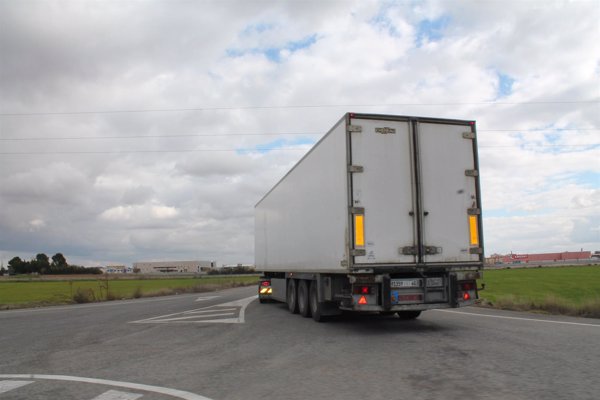 Los camiones tienen prohibido circular por dos carreteras convencionales catalanas desde el domingo