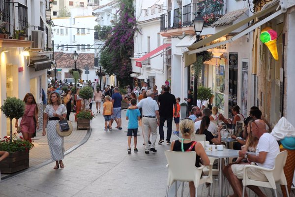 España recibe 47 millones de turistas hasta julio, con una caída del 4,9% ese mes, la mayor en 8 años