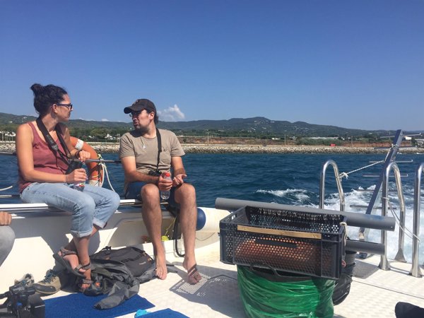 Conservacionistas, biólogos y pescadores se unen contra la captura y muerte accidental de aves por la pesca