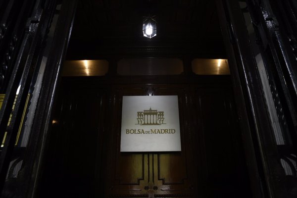 El Ibex 35 recupera los 9.400 puntos con un repunte del 0,42%