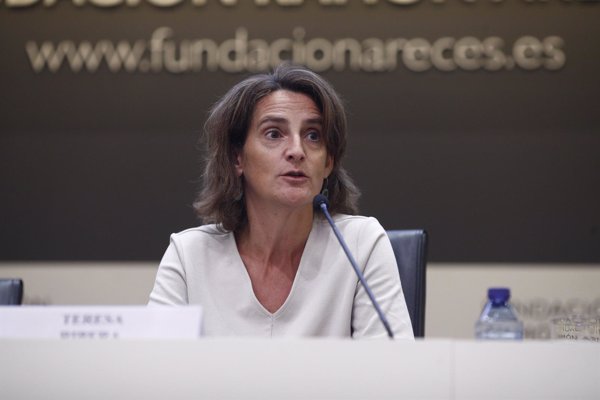 (AMP 2) El Gobierno suspenderá el impuesto del 7% a la generación eléctrica para bajar el recibo de luz