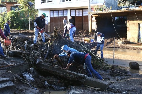 Al menos siete muertos y ocho desaparecidos por las fuertes lluvias en el estado mexicano de Michoacán
