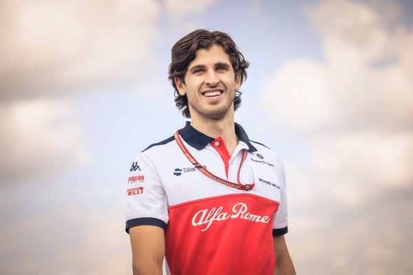 Sauber confirma al italiano Antonio Giovinazzi como segundo piloto para 2019