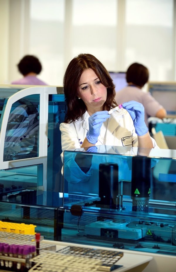 Un antibiótico oral en investigación logra curar la mayoría de casos de gonorrea no complicada