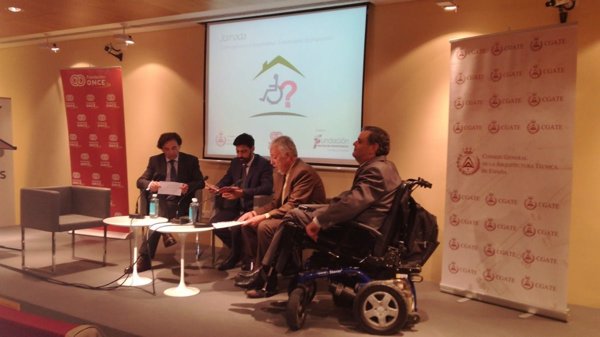 Sólo el 0,6% de viviendas en España tiene medidas de accesibilidad para personas con movilidad reducida, según estudio