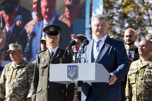 Poroshenko pide a la UE y la OTAN vetar a barcos rusos en puertos europeos por su agresión en el mar de Azov