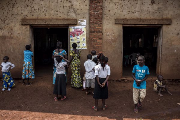Oxfam llama a implicar a las comunidades locales en la respuesta frente al ébola en RDC
