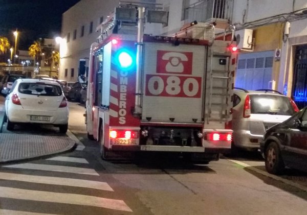 Herido grave un hombre tras producirse un incendio en un asentamiento chabolista de Níjar (Almería)