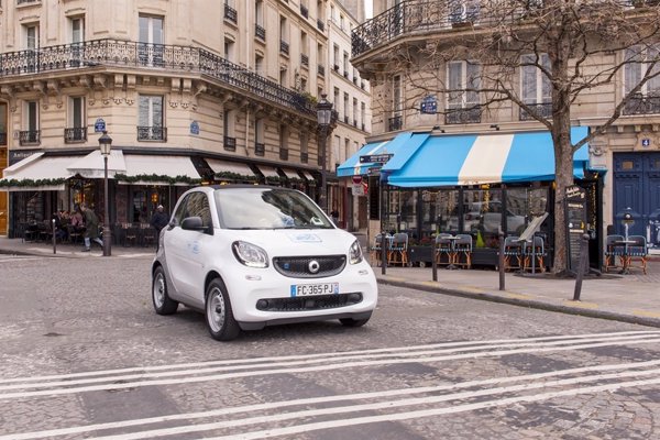 Car2go desembarca en París con una flota de 400 Smart totalmente eléctricos