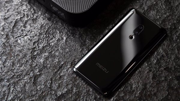 El nuevo 'smartphone' de Meizu carece de botones externos, puertos y altavoces