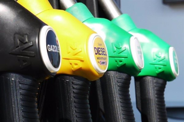 El precio de la gasolina y del gasóleo acumula su quinta semana de subidas