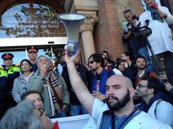 Los médicos se manifiestan este jueves en Madrid para reclamar 