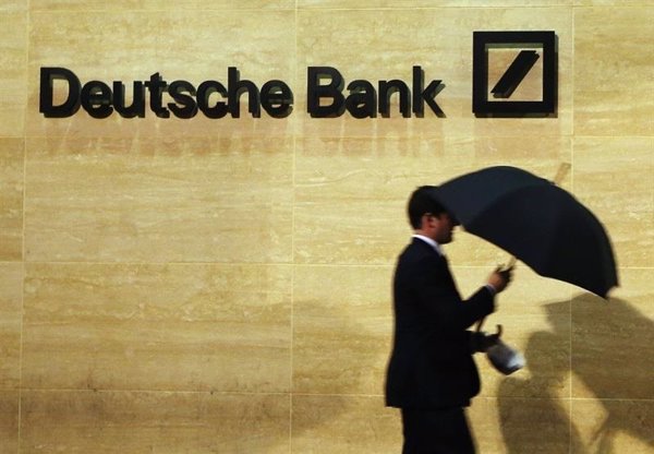 Deutsche Bank y Commerzbank empiezan a negociar su fusión