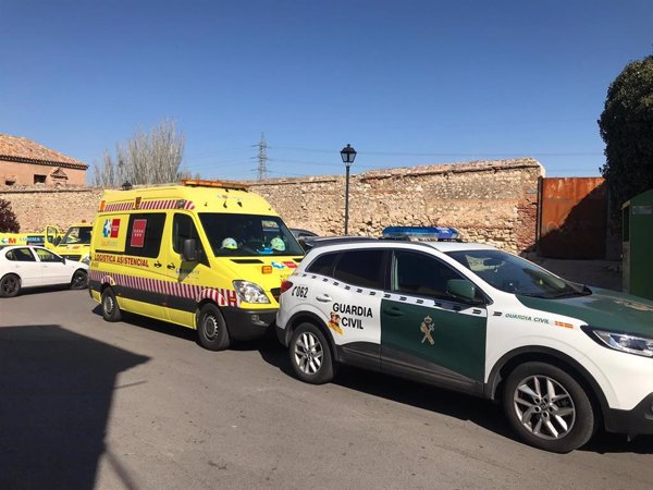 La Guardia Civil presta ayuda psicológica a los niños de la mujer asesinada en Loeches (Madrid)