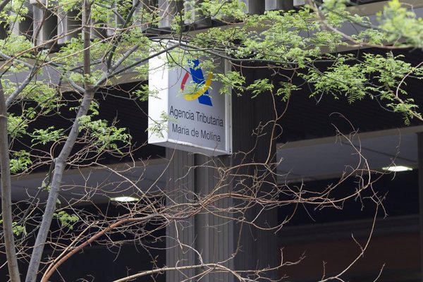 Los contribuyentes pueden realizar desde el martes la declaración de la Renta en las oficinas