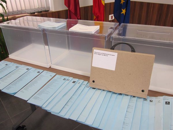El voto secreto de las personas ciegas en las municipales, comprometido por la falta de papeletas en Braille