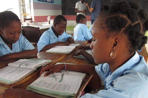 Una educación de calidad para los niños es la asignatura pendiente en el continente africano, según Entreculturas