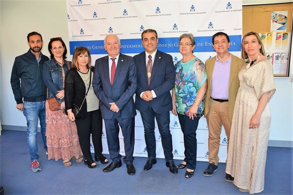 El Consejo General de Enfermería y el Colegio de Guadalajara acuerdan nuevas estrategias para visiblizar a enfermeros