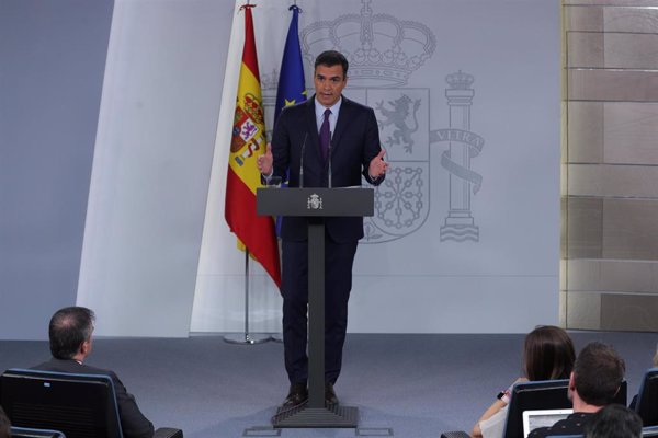Francia considera que la situación política española legitima a Sánchez para pedir puestos de relevancia en la UE