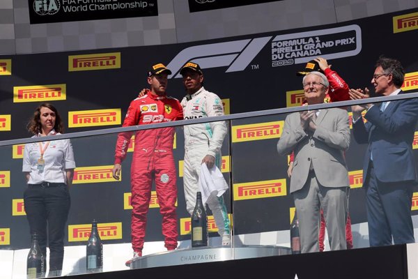 Ferrari solicita la revisión de la decisión que dejó a Vettel sin victoria en Gran Premio de Canadá
