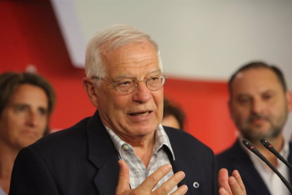 Borrell acudirá mañana a la Junta Electoral para recoger su acta de eurodiputado