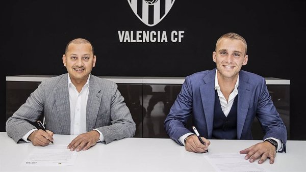 El Valencia confirma el fichaje de Cillessen por 35 millones de euros